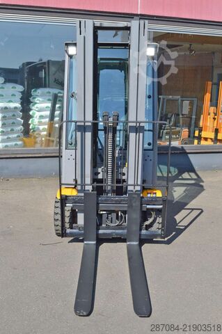 Carrello elevatore Jungheinrich EFG 220