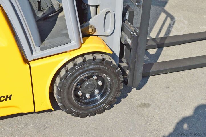 Carrello elevatore Jungheinrich EFG 220