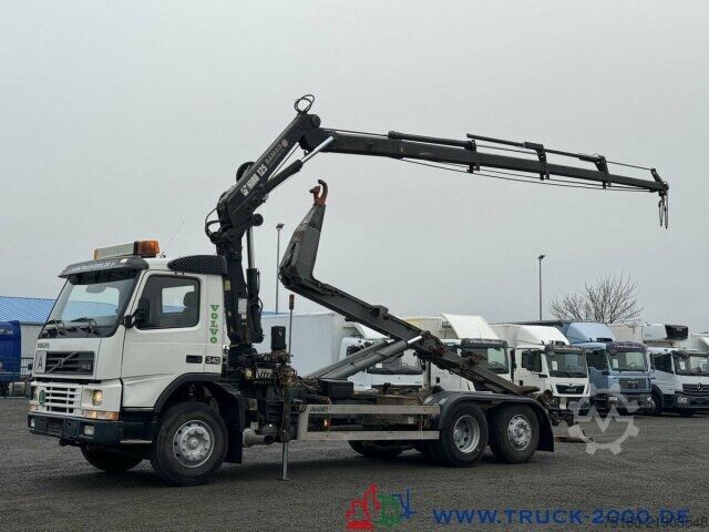 Kroklastbil Volvo 340 HIAB Kran 11,9m=790kg 5+6 Steuerkreis Klima