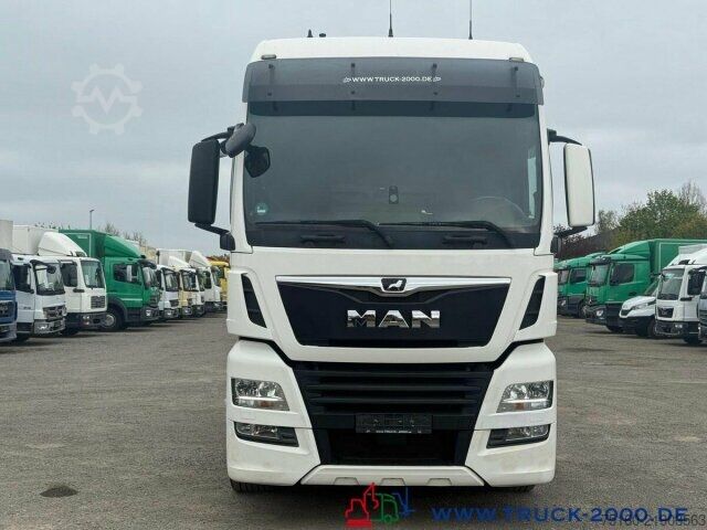 Tractora standard MAN TGX 18.460 XXL Haus 2 Betten + Retarder + Klima