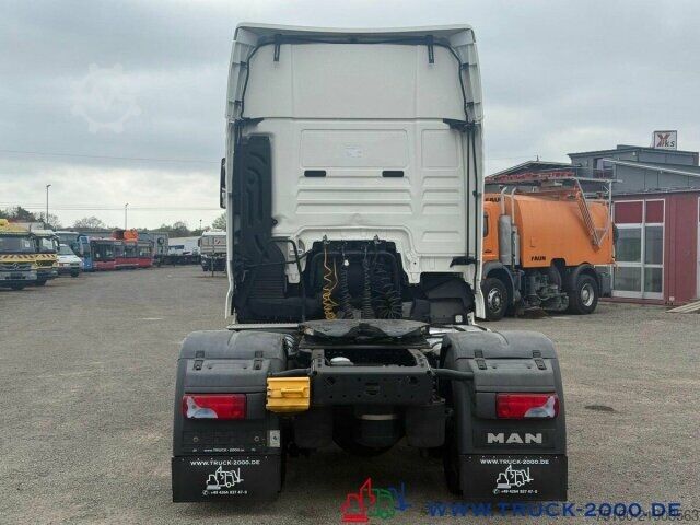 Tractora standard MAN TGX 18.460 XXL Haus 2 Betten + Retarder + Klima