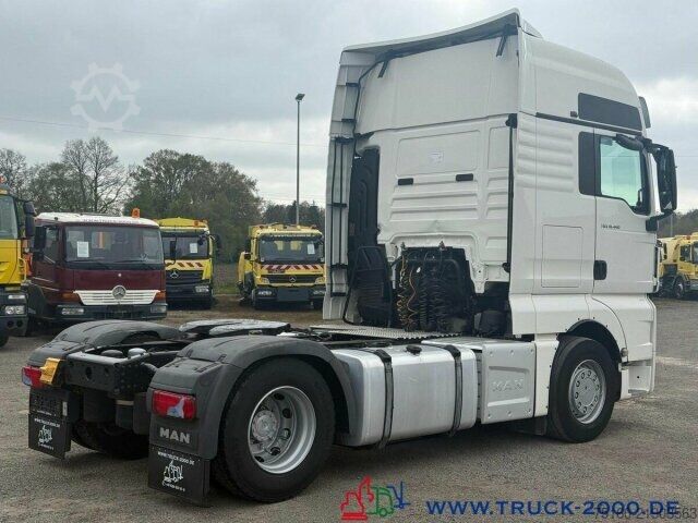 Tractora standard MAN TGX 18.460 XXL Haus 2 Betten + Retarder + Klima