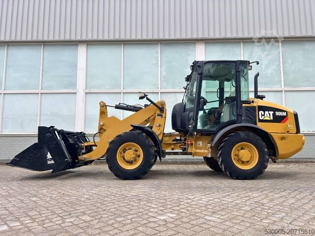 Cargador de ruedas CAT 906 M     2016