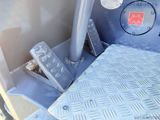 Τετρακατευθυνόμενο περονοφόρο ανυψωτικό όχημα Combilift C2500CB DIESEL TRIPLEX 5500 FREE LIFT