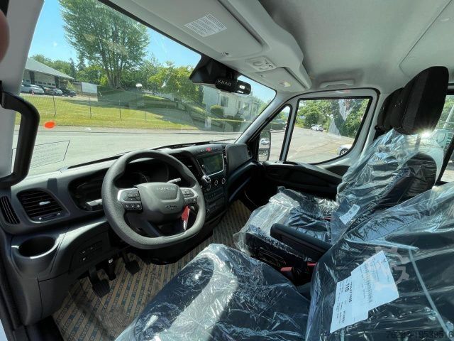 Driezijdige kipper bestelwagen IVECO Daily 70C18H DK