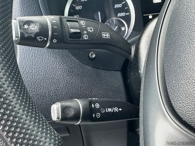 Dobozos furgon MERCEDES-BENZ Vito 114 LANG 9G-TR 4x4 ALLRAD KLIMA NAVI KAMERA