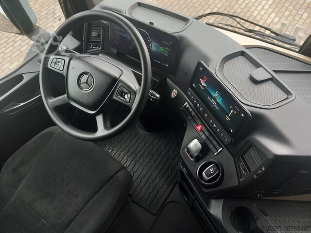 τυποποιημένη μονάδα ελκυστήρα Mercedes-Benz Actros 1845 LS Big Space