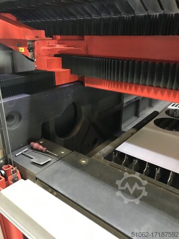 Lazer kesme makinesi Bystronic Bystar 4020