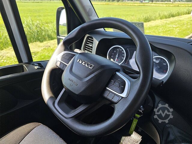 Camion de gunoi IVECO DAILY 35C14 2.3 140 DC KIPPER