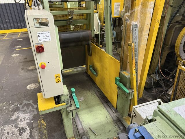 Dækmonteringsmaskine med tre varme knive GoodYear S.A. Formenbauwerk BRC III R1 E84