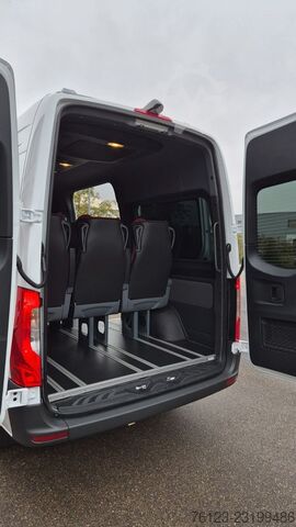 Minibus MERCEDES-BENZ Sprinter 315 VIP Mobility 23 Airline Stock