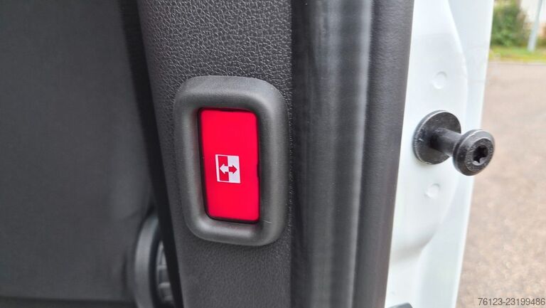 Minibus MERCEDES-BENZ Sprinter 315 VIP Mobility 23 Airline Stock
