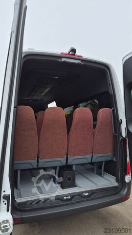 Minibus MERCEDES-BENZ 8 x 517 Sprinter Lord Light  22 SS Aktionspreis