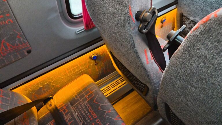 Minibus MERCEDES-BENZ Sprinter Lord 517 kurzfristig lieferbar 22 SS