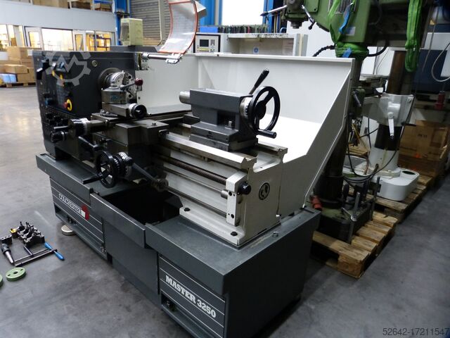 Torno central Colchester MASTER 3250