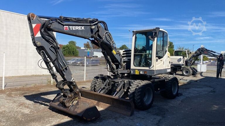 Wheeled Excavator Terex Tw 85 Schaeff with 3 buckets and forks