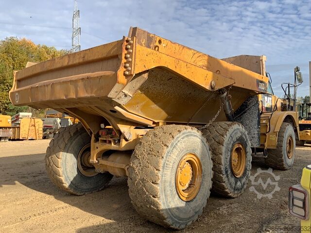 Articulated Dump Truck Caterpillar 735B