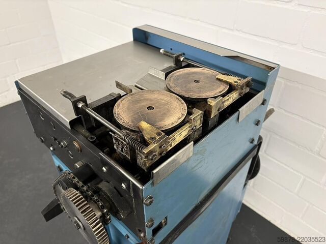Wohlenberg Master 6501 EVA-hotmelt side gluing unit (1995) Wohlenberg EVA-hotmelt side gluing unit