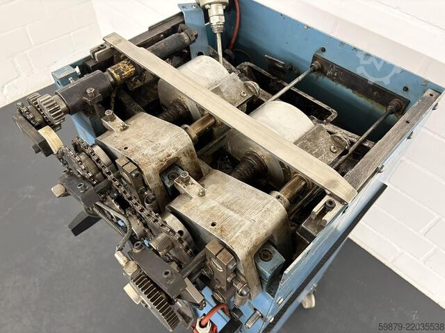 Wohlenberg Master 6501 EVA-hotmelt spine gluing unit (1995) Wohlenberg EVA-hotmelt spine gluing unit