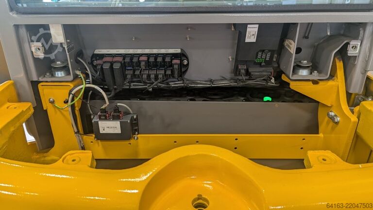 Carretilla eléctrica de 4 ruedas Jungheinrich EFG 425 GE120-470DZ
