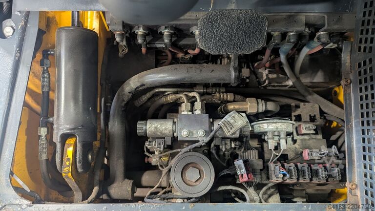 Carretilla eléctrica de 4 ruedas Jungheinrich EFG 320 GE120-480DZ