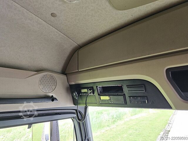 Standaard trekker MERCEDES-BENZ ACTROS 1843