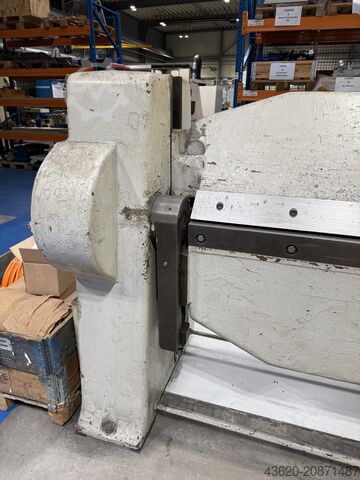 Mašina za savijanje lima XOM XOM 200/4