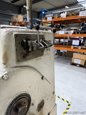 Mašina za savijanje lima XOM XOM 200/4