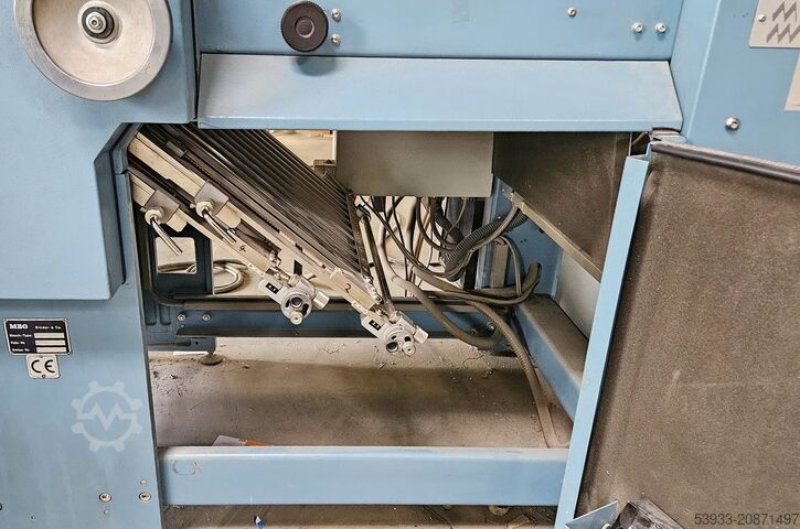 Folding machine MBO T-530/4-4