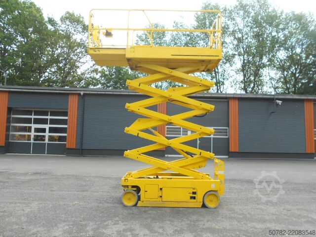 Podnośnik nożycowy Genie GS 3246