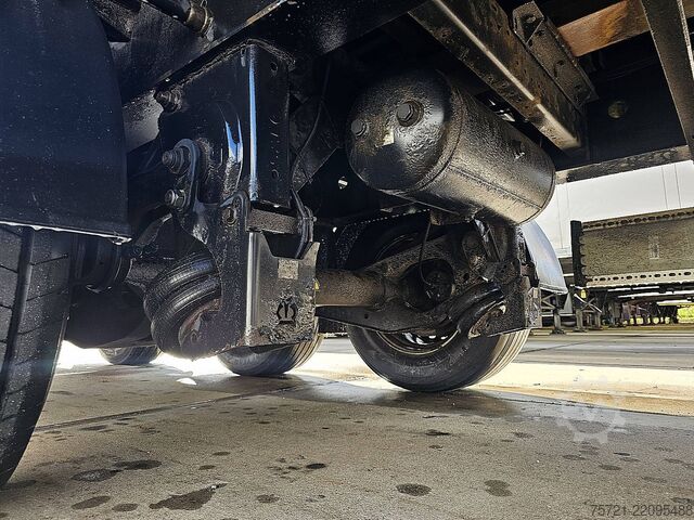 Schuifzeilen KRONE SD STEERAXLE TAILLIFT