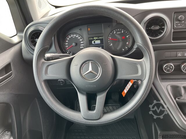 Furgon blaszak Mercedes-Benz Citan 112 CDI Kasten BASE  klima AHK