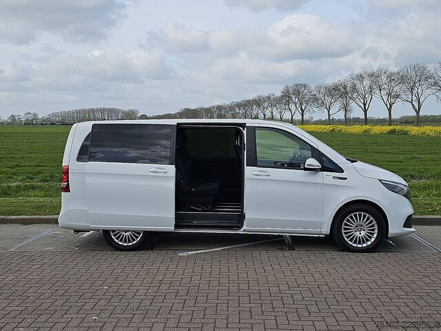 Επιβατικές μεταφορές MERCEDES-BENZ EQV 300 5 + 2 Zits Rolstoel!