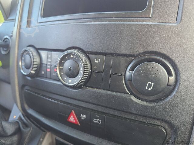 ψυγείο βαν MERCEDES-BENZ SPRINTER 516 frigo automaat ac