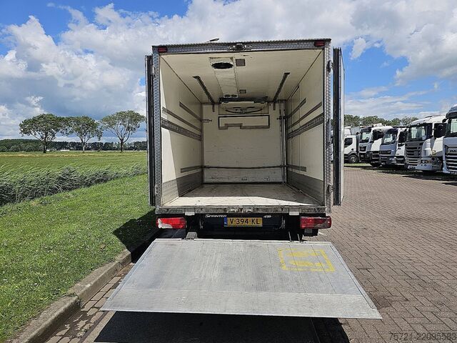 ψυγείο βαν MERCEDES-BENZ SPRINTER 516 frigo automaat ac