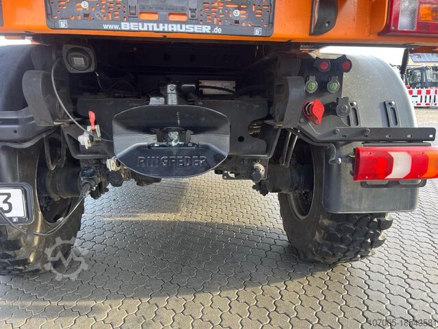 Andra Mercedes-Benz Unimog U 219 mit Jotha Aufbau