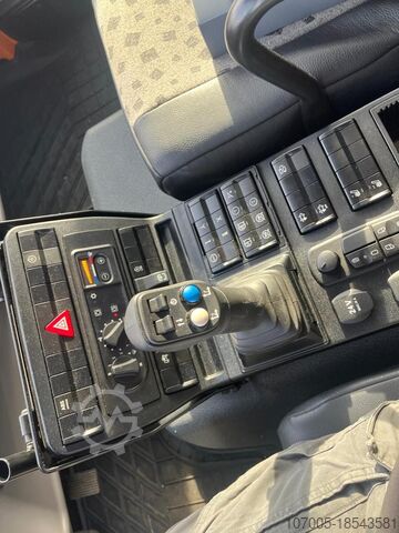 Andra Mercedes-Benz Unimog U 219 mit Jotha Aufbau