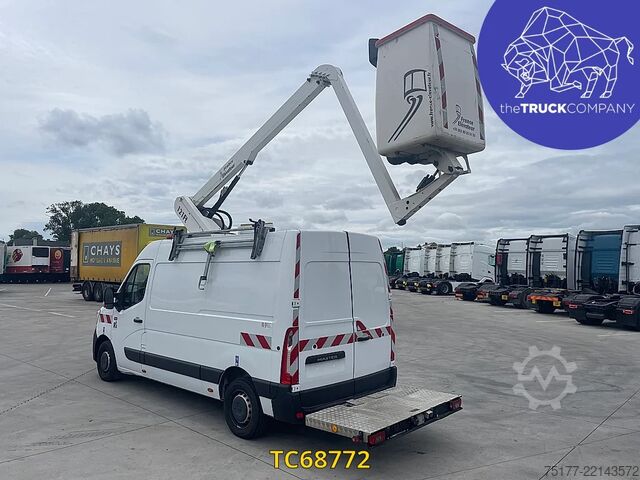 Lyftplattform Renault Master 145.35 nacelle