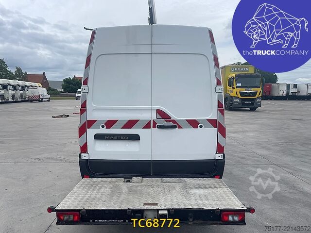 Lyftplattform Renault Master 145.35 nacelle