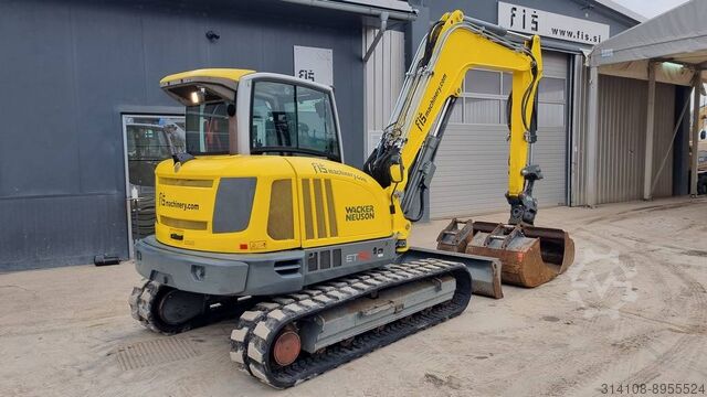 Midi excavator Wacker Neuson ET90 - POWERTILT - 3X BUCKETS - 2018 YEAR - CAMERA