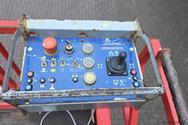 Ascensore a forbice PB Lifttechnik S151-19E 4x4 Electric, 4x4 Drive, 15m Working Heig
