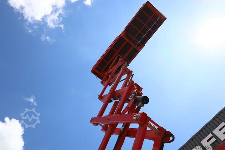 Ascensore a forbice PB Lifttechnik S151-19E 4x4 Electric, 4x4 Drive, 15m Working Heig