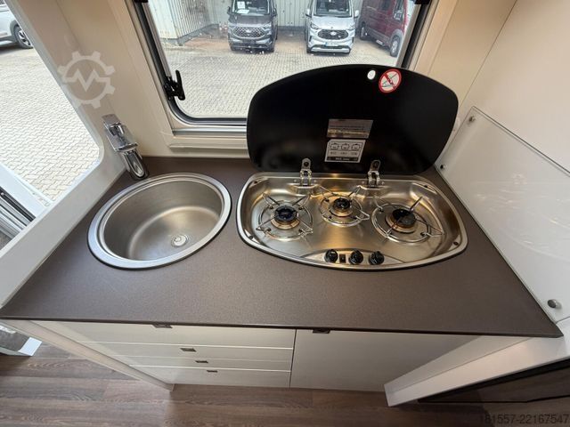 Autocaravana semi-integrada BÜRSTNER Lyseo M Harmony Line IT 690 G 9G Automatik, TV