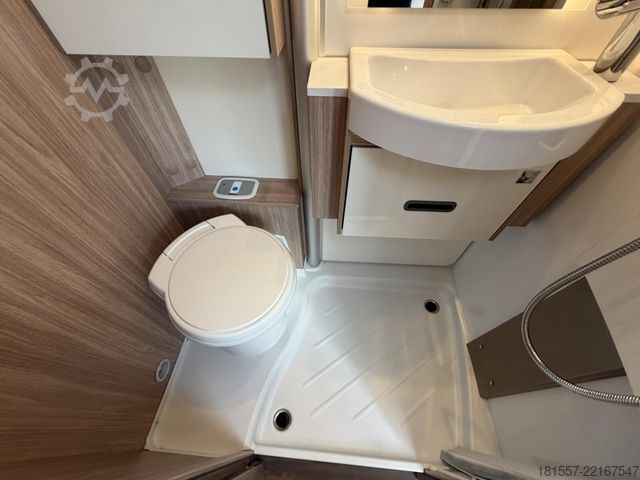 Autocaravana semi-integrada BÜRSTNER Lyseo M Harmony Line IT 690 G 9G Automatik, TV