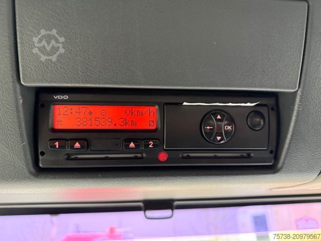 Autocamion basculant tridirecțional MAN TGS 41.480 8x4 Kipper+Kran Penz/Intarder