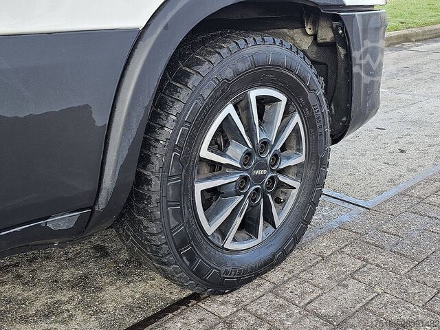 Kombi med högt tak IVECO DAILY 35 S 14 NV 3.0 AUT. L3H2