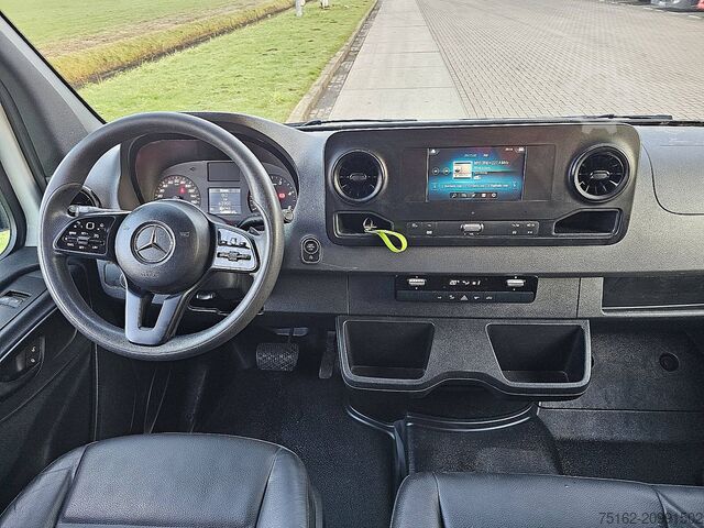 Kombi z wysokim dachem MERCEDES-BENZ SPRINTER 317 L2H2 3.5T-Trekhaak!
