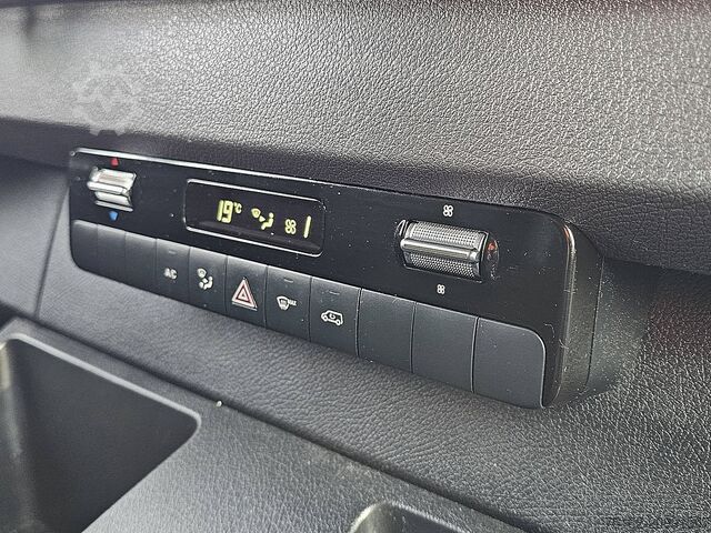 Kombi z wysokim dachem MERCEDES-BENZ SPRINTER 317 L2H2 Mbux10 LED