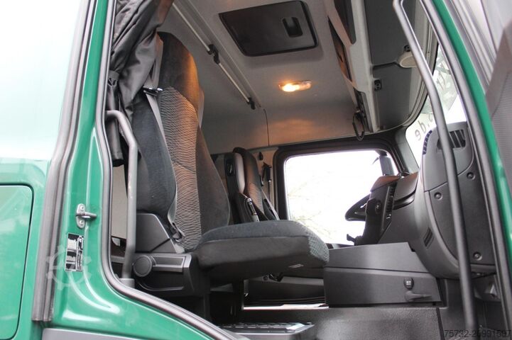 Τυπική μονάδα τράκτορα Mercedes-Benz Arocs 1843 E6 ACC Hydraulik Alu-Felgen Kühlbox