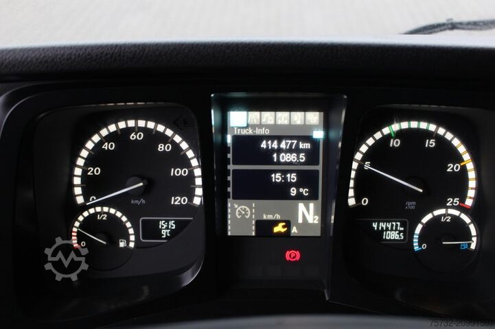 Τυπική μονάδα τράκτορα Mercedes-Benz Arocs 1843 E6 ACC Hydraulik Alu-Felgen Kühlbox